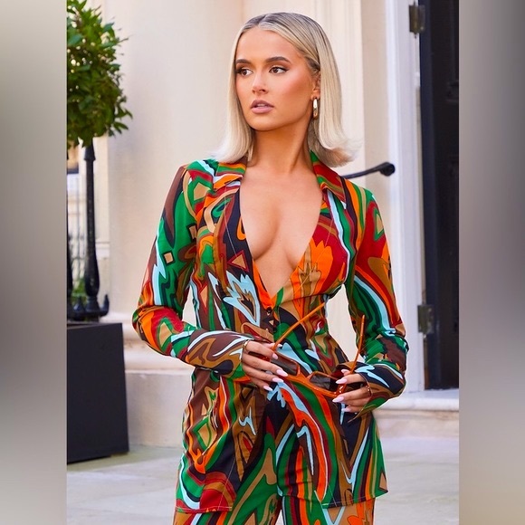 PrettyLittleThing Multi Abstract Print Chiffon Fitted Shirt - Picture 1 of 5